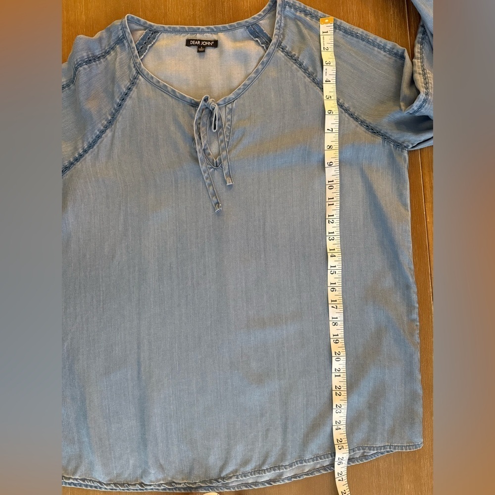 Dear John Chambray Tie Front Peasant Top Size Large - Picture 7 of 7